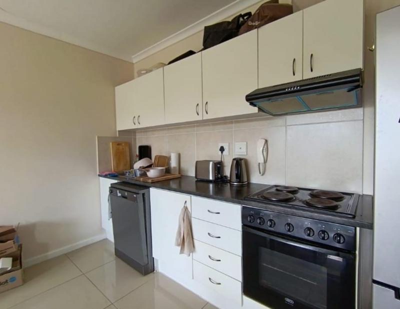 To Let 1 Bedroom Property for Rent in Rondebosch Western Cape